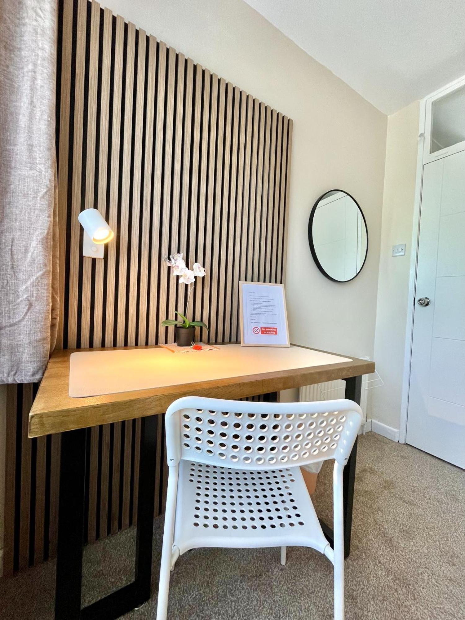 Home Accommodation เซาธ์แธมป์ตัน ภายนอก รูปภาพ